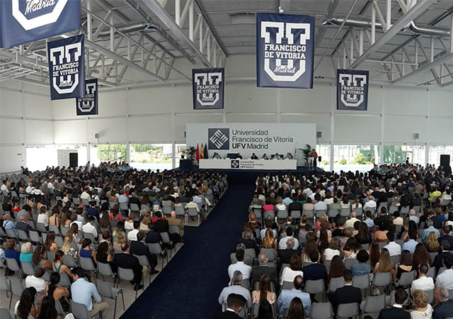 Acto de graduacin de la Facultad de Comunicacin curso 2016-2017 | Autor: UFV